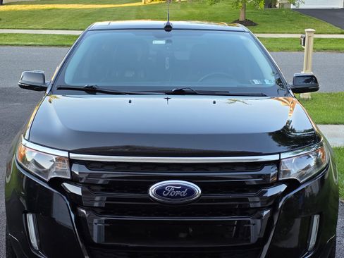 Used 2012 Ford Edge Sport w/ Driver Entry Pkg AWD/4WD image 2