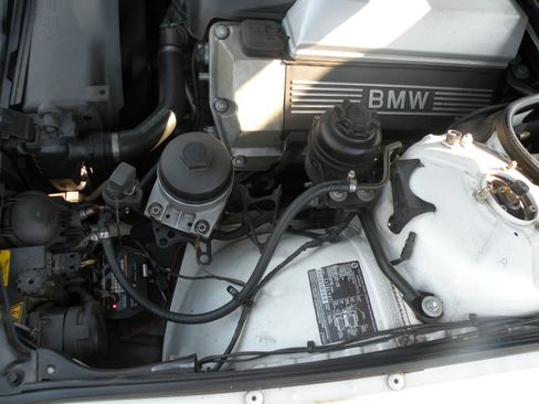 Used 2001 BMW 740iL 740iL Sedan 4D image 4