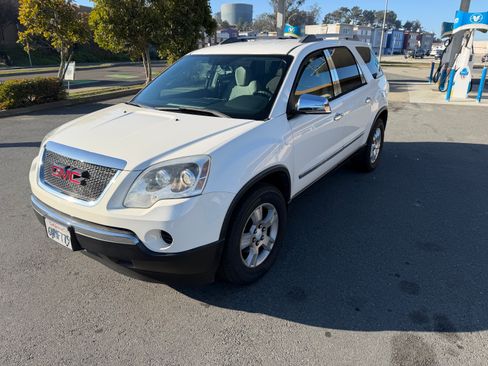 Used 2011 GMC Acadia SL image 6