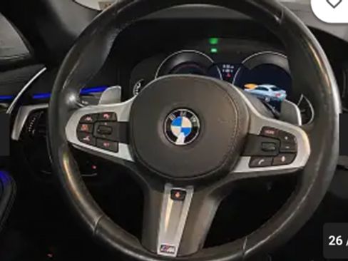 Used 2018 BMW M550i xDrive image 9