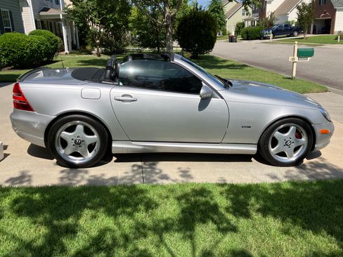 Used 2001 Mercedes-Benz SLK 320 image 5