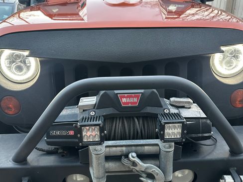 Used 2011 Jeep Wrangler Sport w/ Connectivity Group image 6