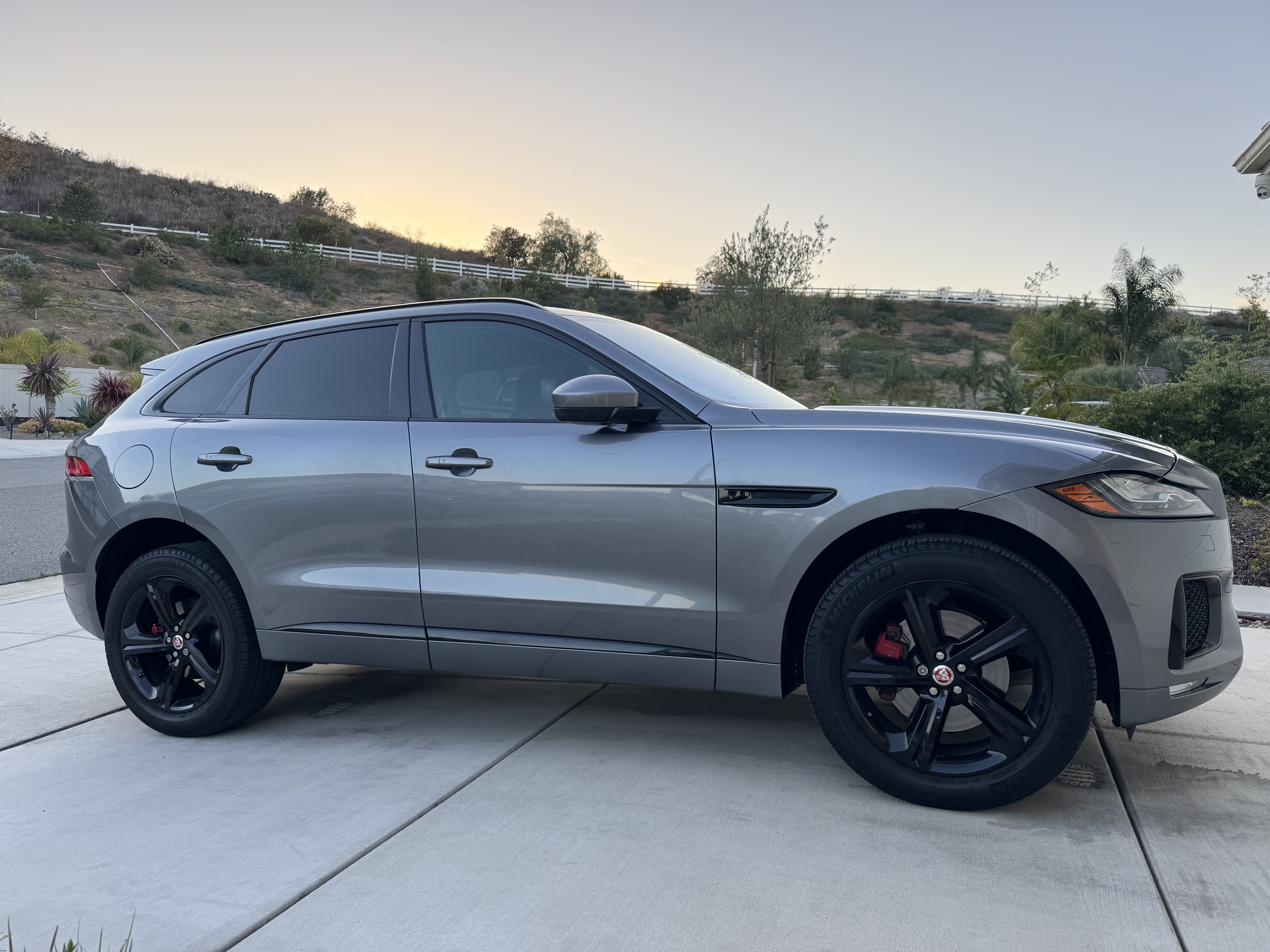 Used 2020 Jaguar F-PACE S AWD/4WD image 8