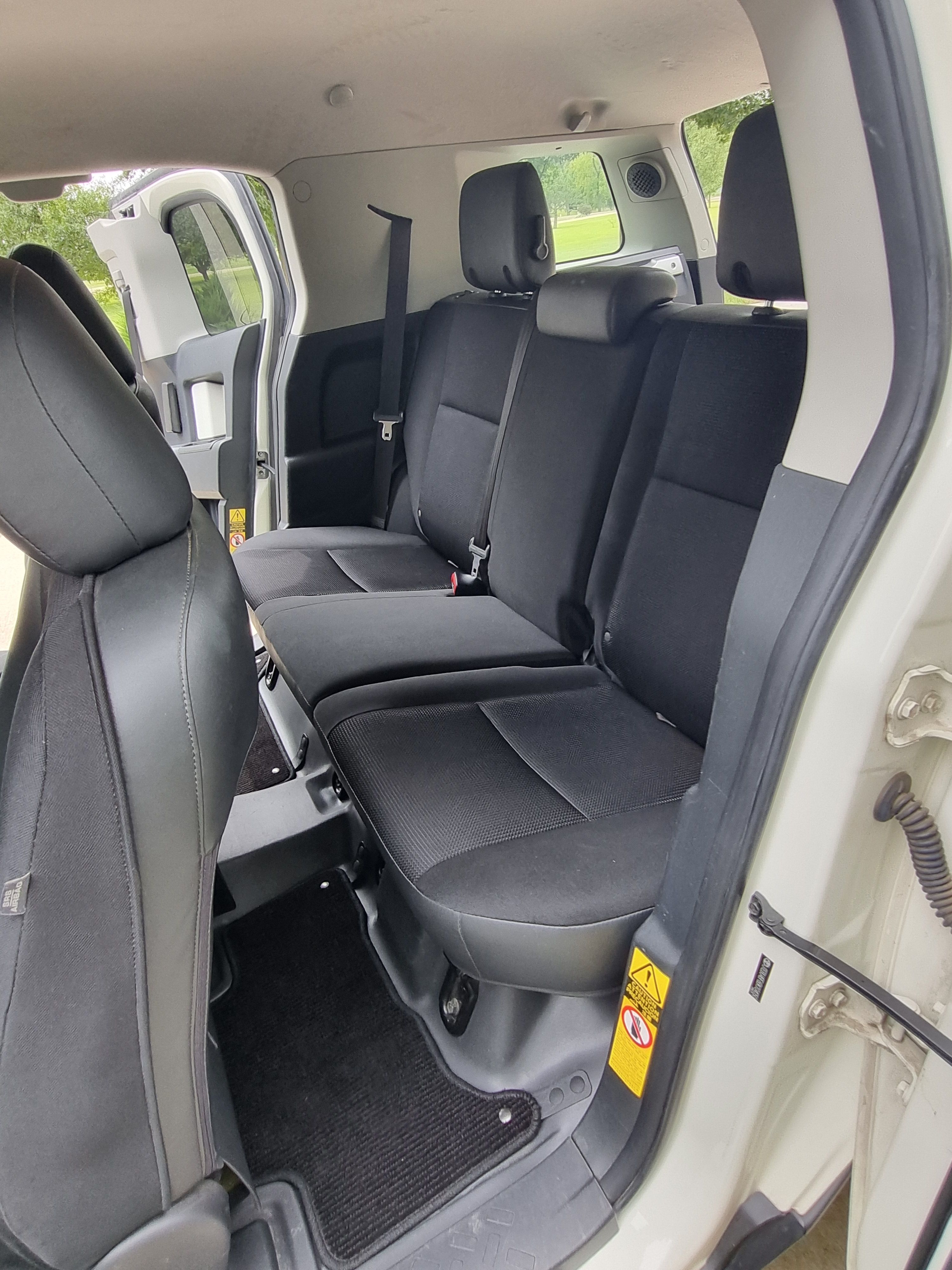Used 2011 Toyota FJ Cruiser 4WD w/ Upgrade Pkg image 24