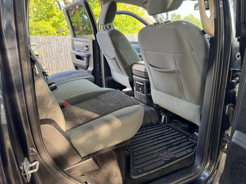 Used 2015 RAM 1500 Lone Star image 6