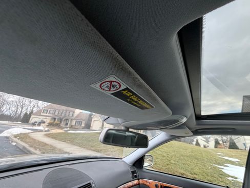 Used 2006 Mercedes-Benz E 350 4MATIC Sedan image 10