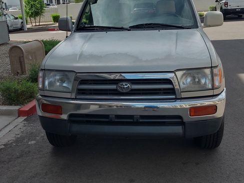 Used 1996 Toyota 4Runner SR5 RWD image 4