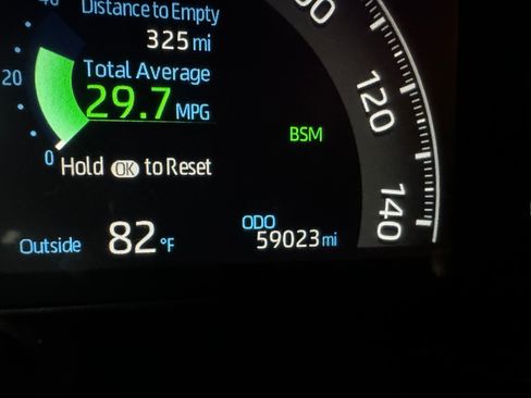 Used 2023 Toyota RAV4 XLE AWD/4WD image 14