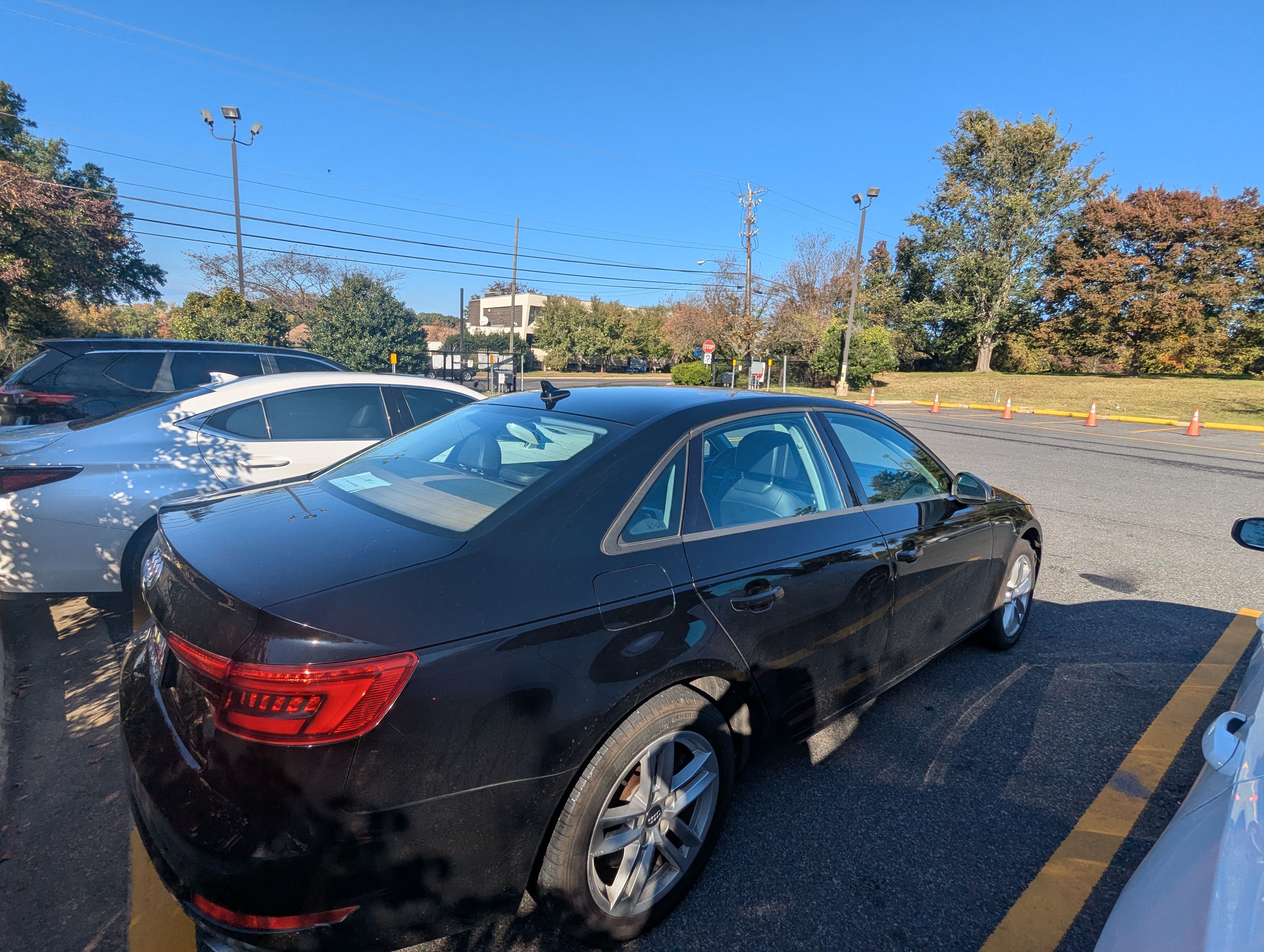 Used 2017 Audi A4 2.0T Premium w/ Audi MMI Navigation Plus FWD image 6