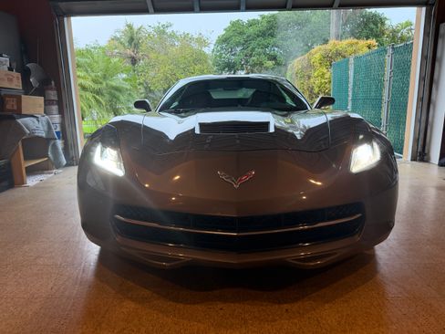 Used 2016 Chevrolet Corvette Stingray Coupe image 2