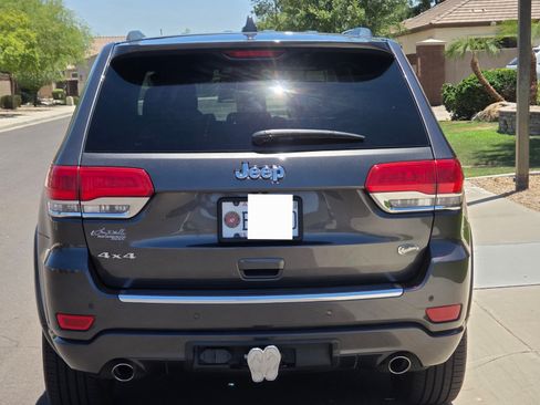Used 2014 Jeep Grand Cherokee Overland AWD/4WD image 2