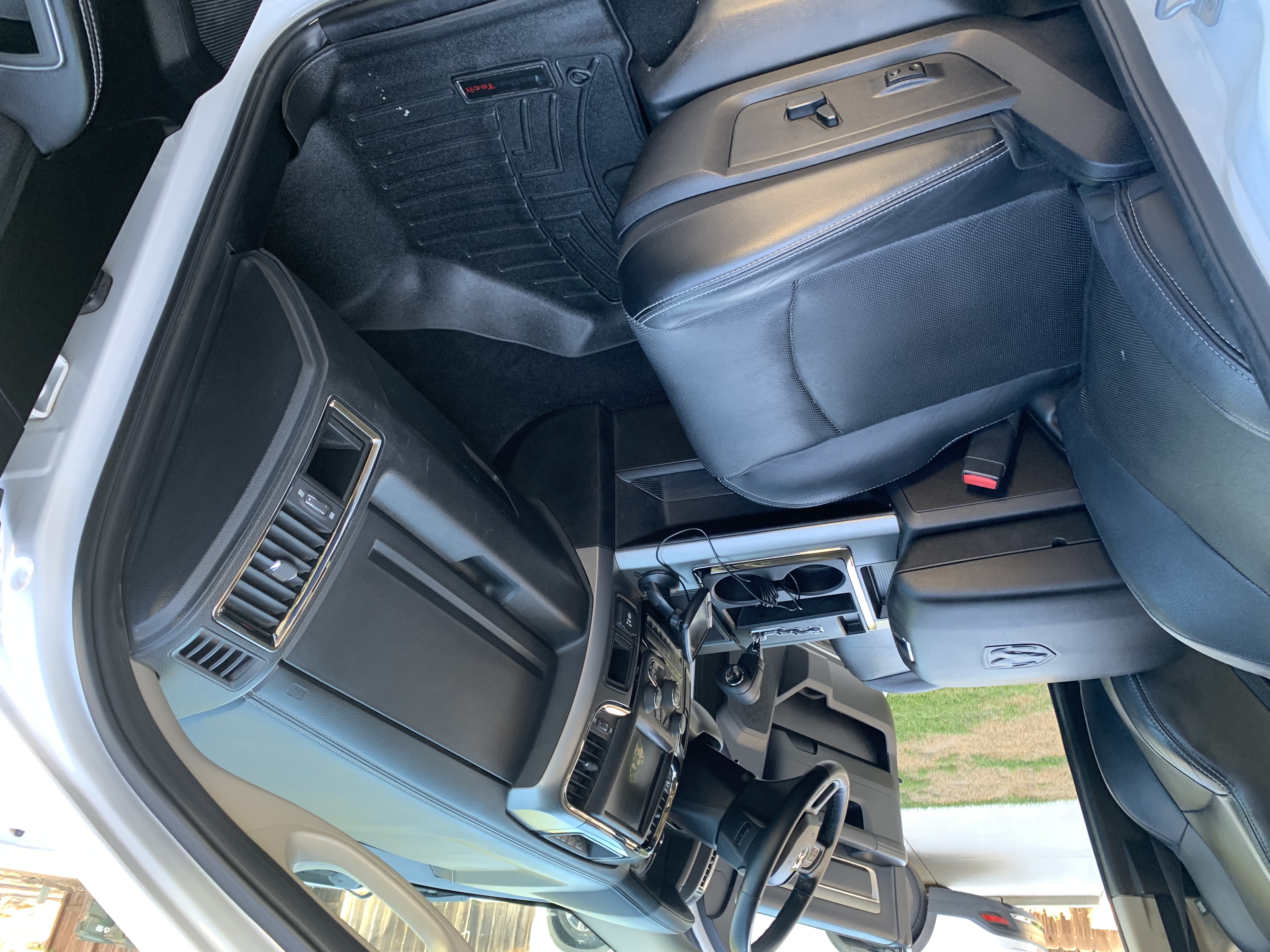 Used 2013 RAM 1500 Sport w/ Sport Premium Group RWD image 5