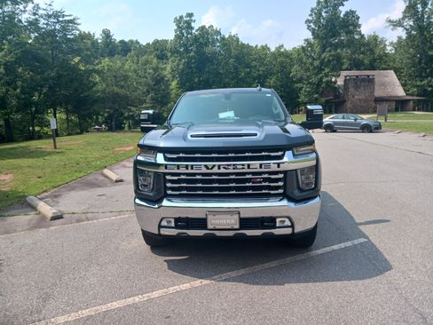 Used 2020 Chevrolet Silverado 2500 LTZ w/ Z71 Off-Road Package image 6