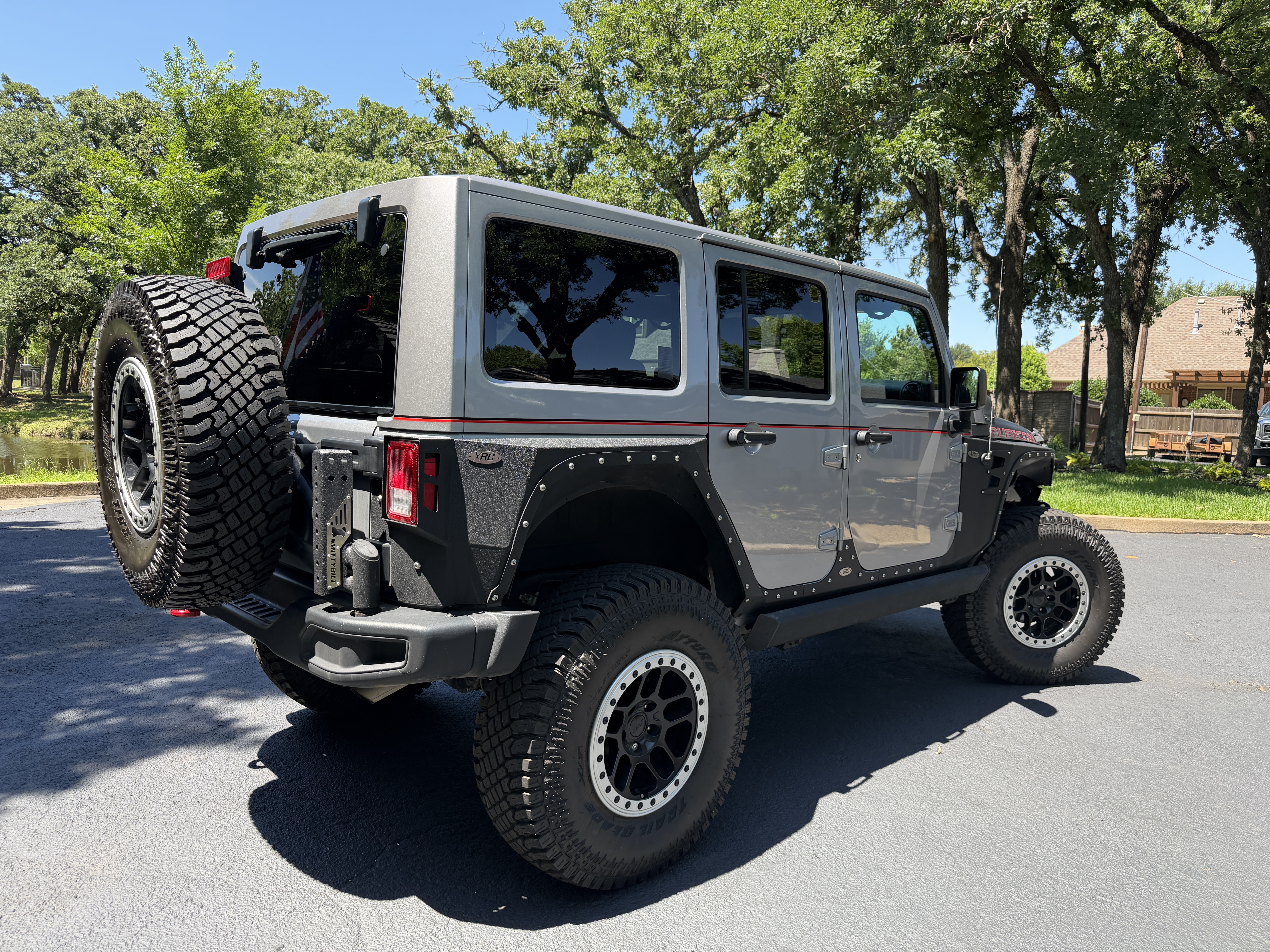 Used 2017 Jeep Wrangler Unlimited Rubicon AWD/4WD image 8
