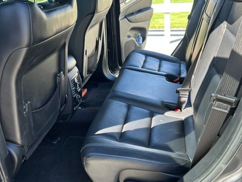 Used 2017 Jeep Grand Cherokee Limited image 11