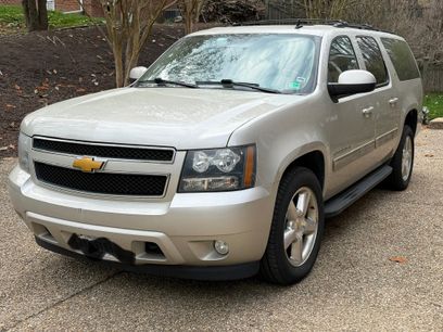 Used 2014 Chevrolet Suburban LT w/ Luxury Package