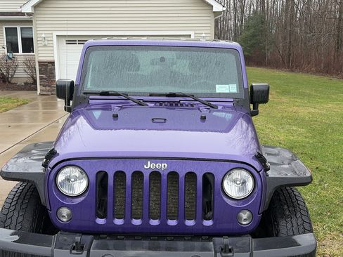 Used 2017 Jeep Wrangler Sport image 4