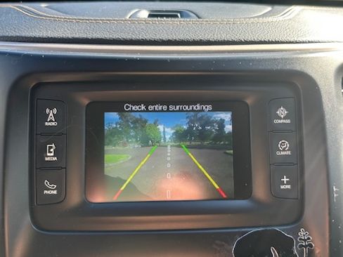 Used 2016 Jeep Cherokee Latitude image 11