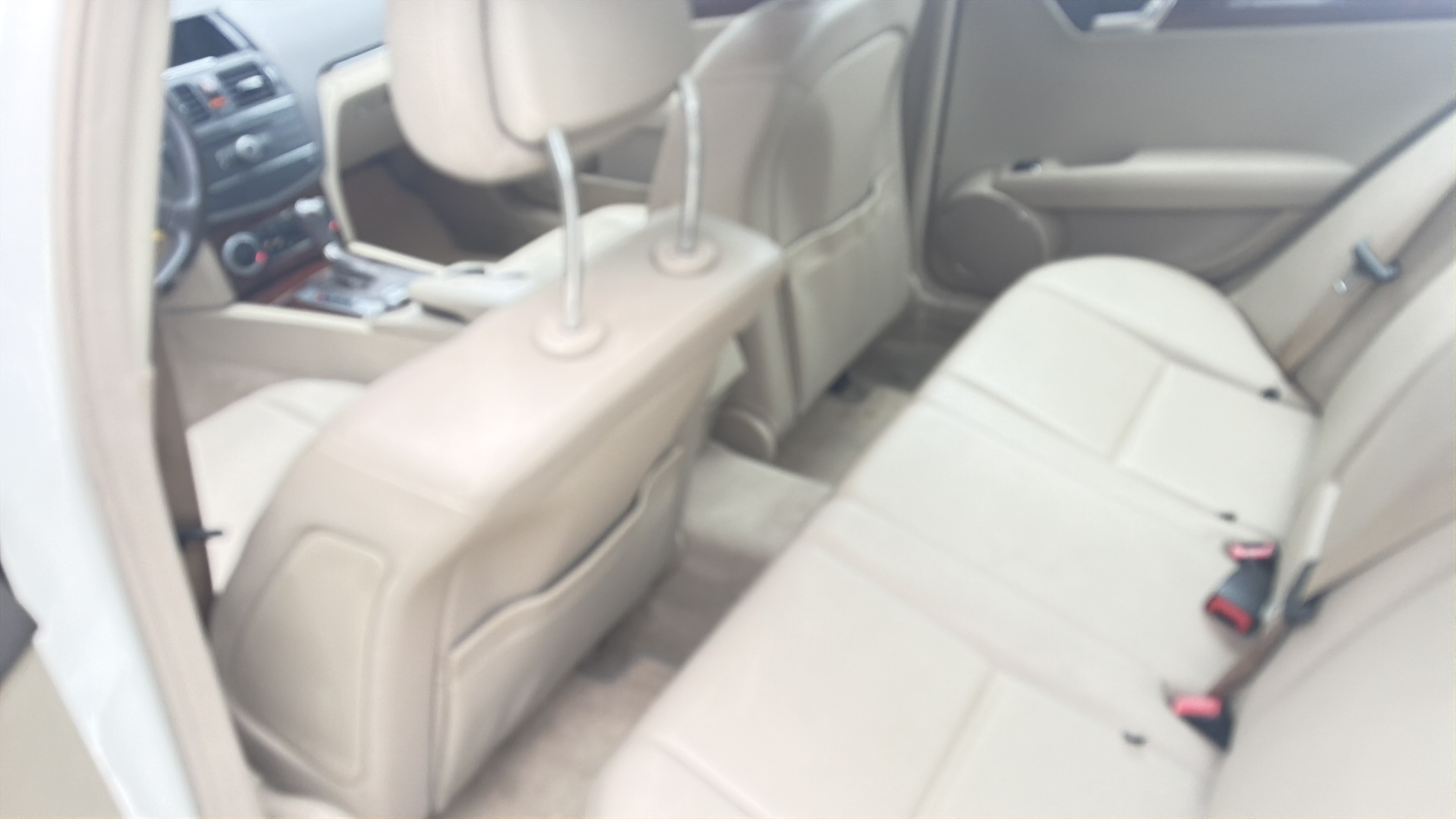 Used 2009 Mercedes-Benz C 300 4MATIC Sedan image 14