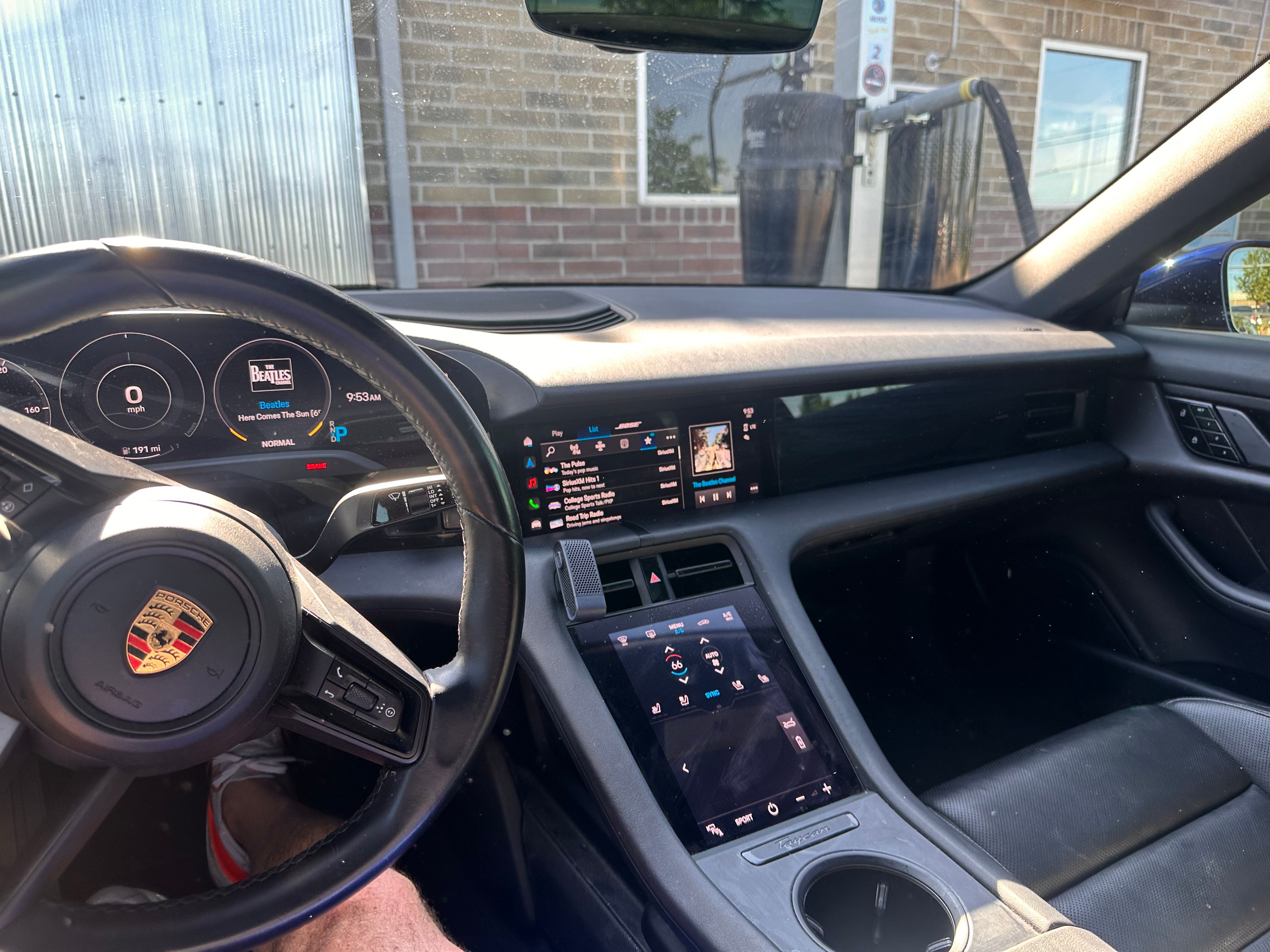 Used 2021 Porsche Taycan RWD image 29