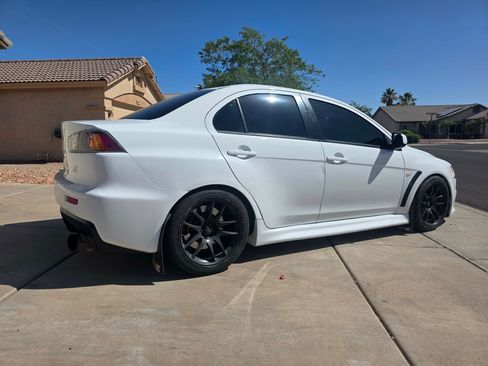 Used 2010 Mitsubishi Lancer Evolution GSR AWD/4WD image 2