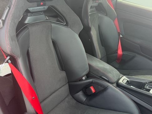 Used 2026 Porsche 911 GT3 RWD image 21