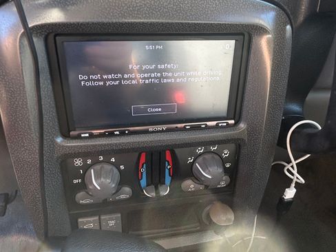 Used 2004 Pontiac Aztek 2WD w/ 1SC Preferred Equipment Group image 17