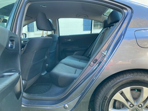 Used 2014 Honda Accord LX image 12