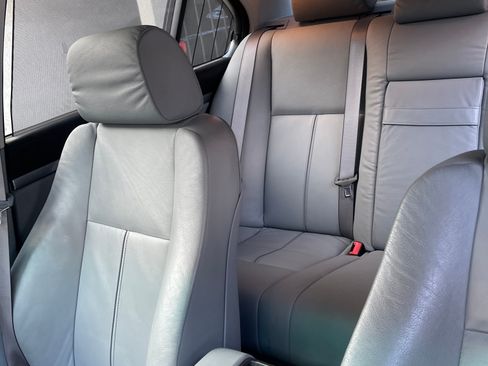 Used 2002 BMW 530i Sedan image 9