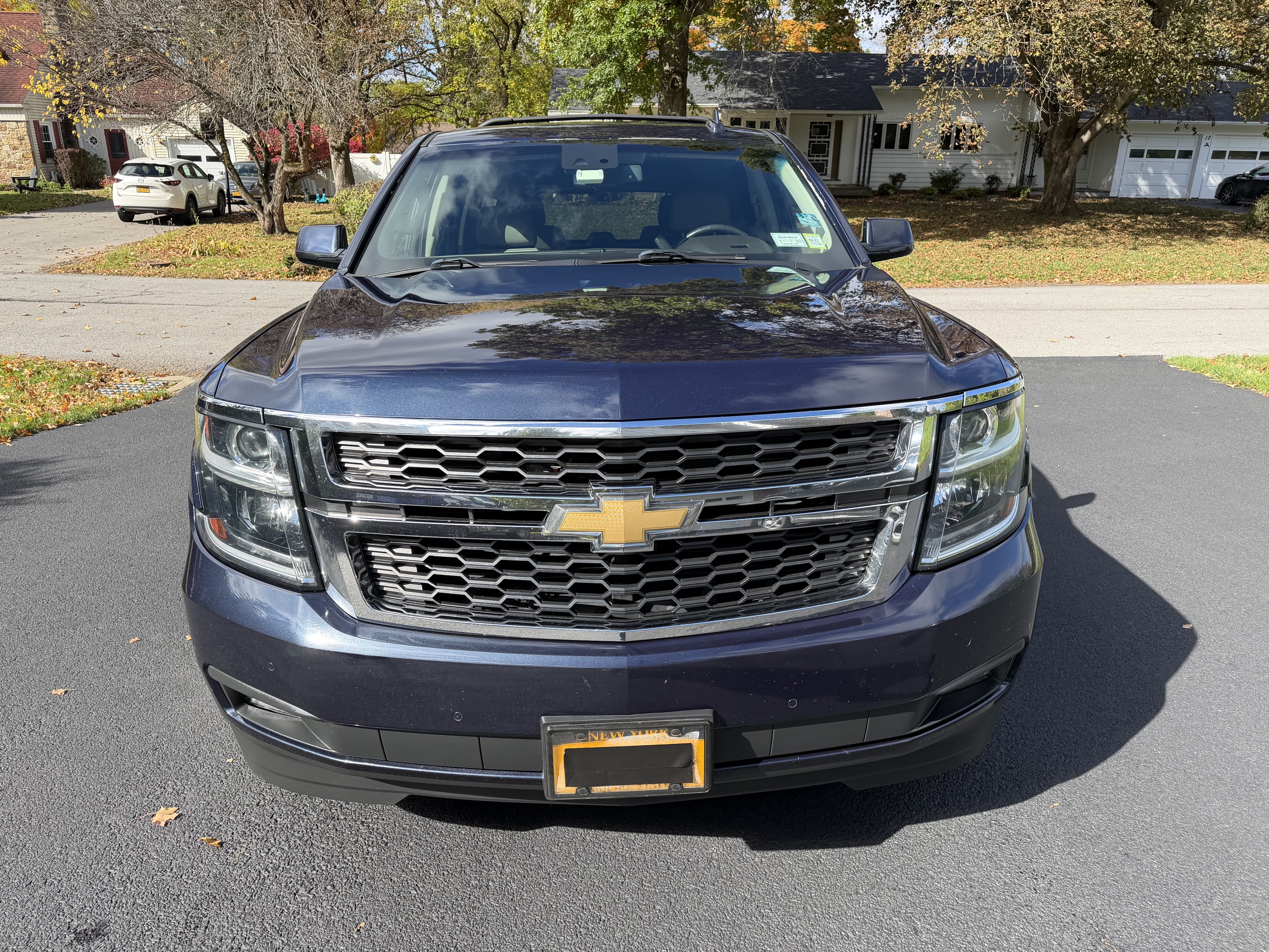 Used 2019 Chevrolet Tahoe LT AWD/4WD image 2