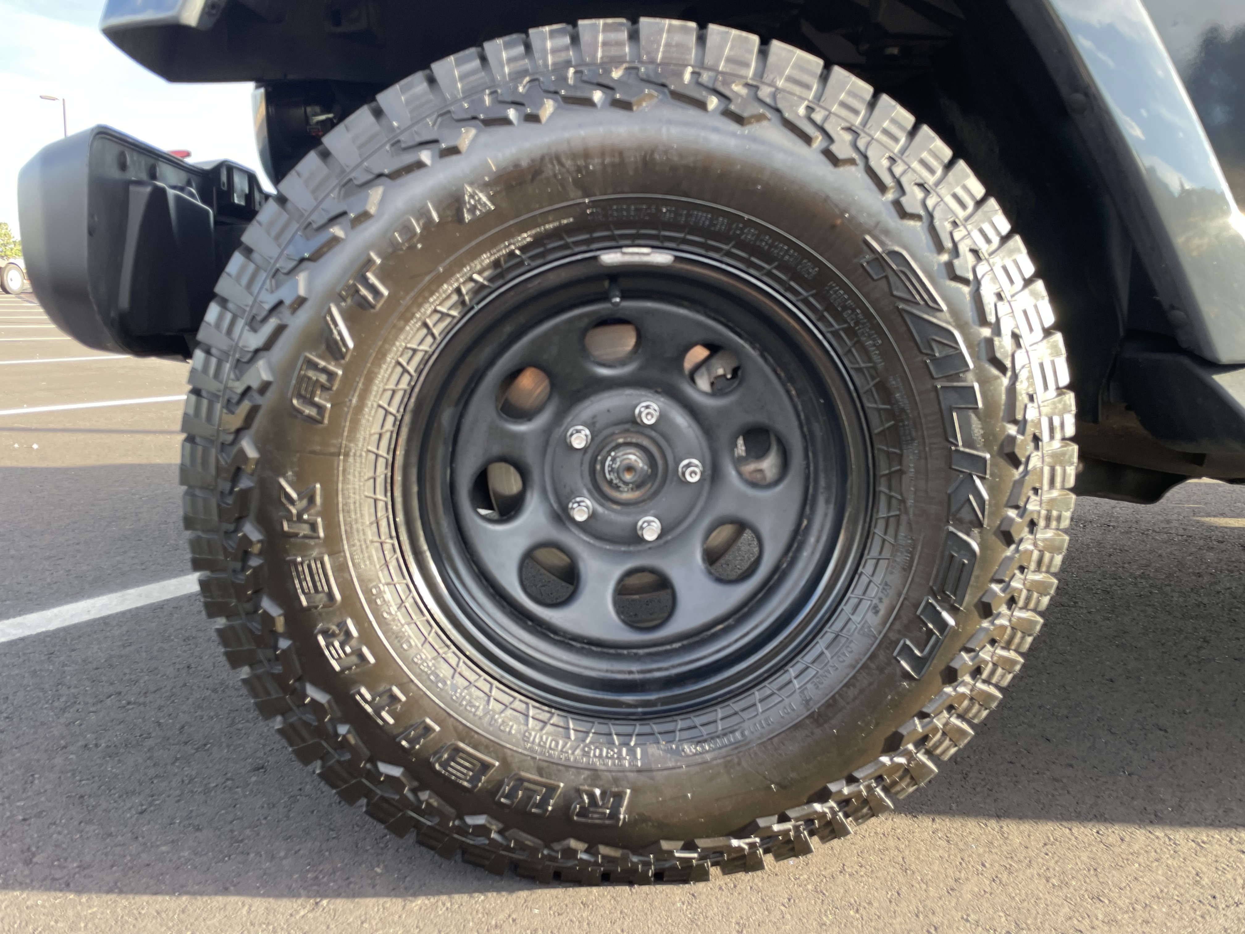 Used 2017 Jeep Wrangler Unlimited Sahara AWD/4WD image 21
