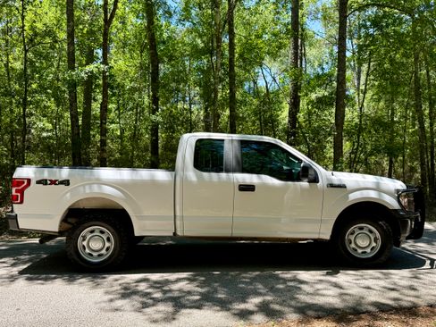 Used 2018 Ford F150 XL w/ Equipment Group 101A Mid AWD/4WD image 2