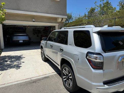 Used 2016 Toyota 4Runner Limited AWD/4WD image 14
