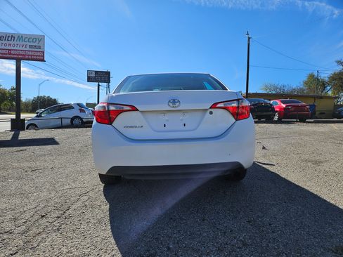 Used 2015 Toyota Corolla LE image 5
