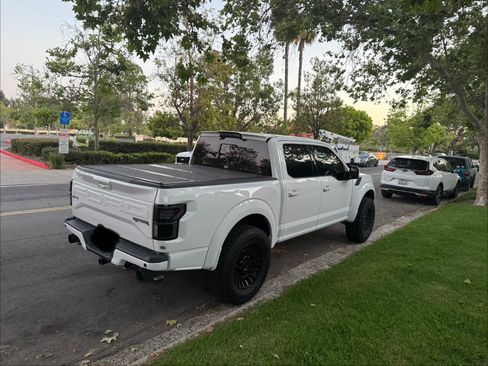 Used 2018 Ford F150 Raptor w/ Equipment Group 802A Luxury AWD/4WD image 6