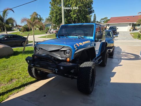 Used 2010 Jeep Wrangler Sport image 2