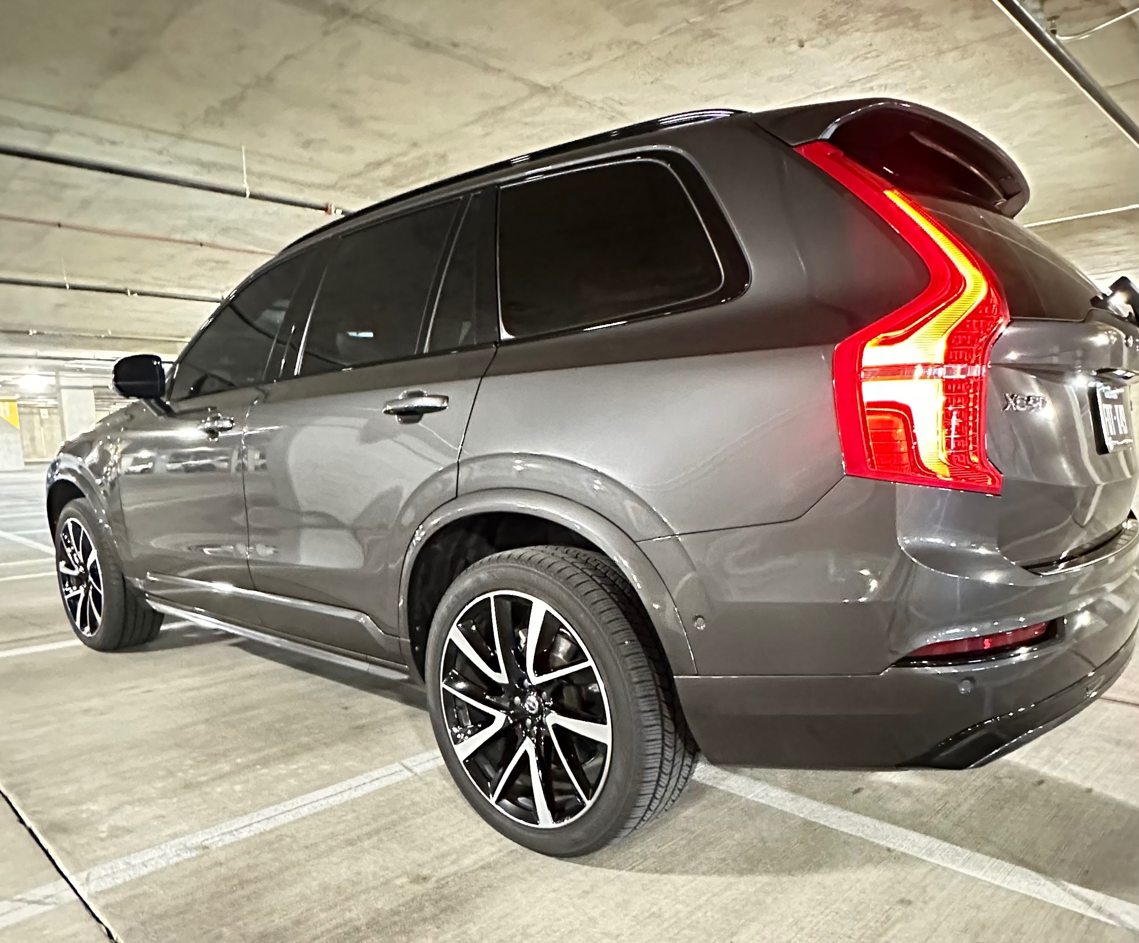 Used 2023 Volvo XC90 T8 Ultimate w/ Protection Package Premier AWD/4WD image 9