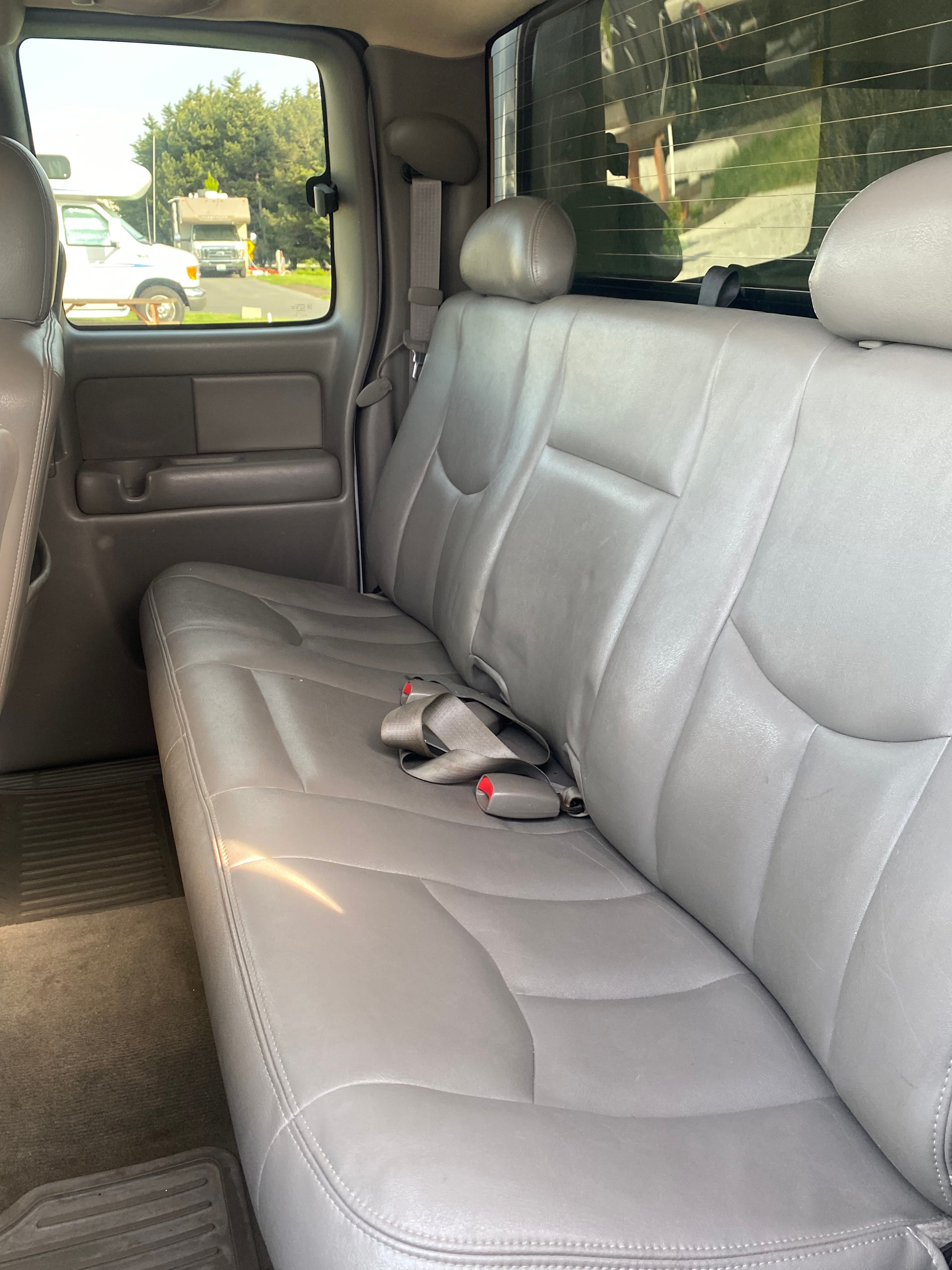 Used 2004 GMC Sierra 1500 SLT w/ Light Duty Power Package AWD/4WD image 10