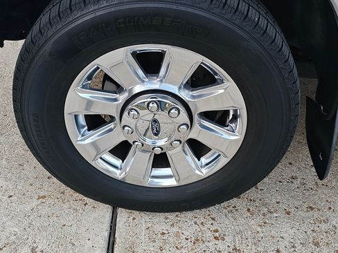 Used 2015 Ford F250 XL w/ Power Equipment Group image 5