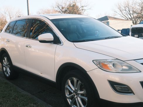 Used 2012 MAZDA CX-9 Grand Touring w/ Moonroof & Bose Audio Pkg image 6