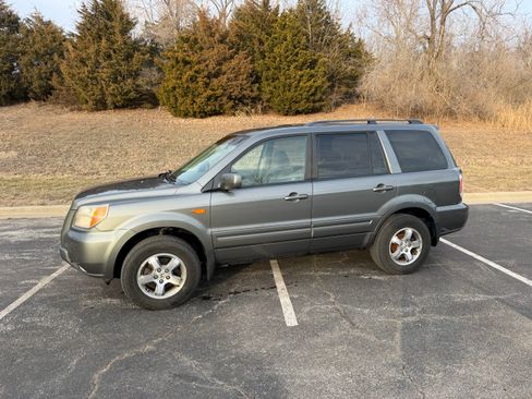 Used 2008 Honda Pilot EX image 1