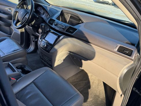 Used 2015 Honda Odyssey Touring image 10
