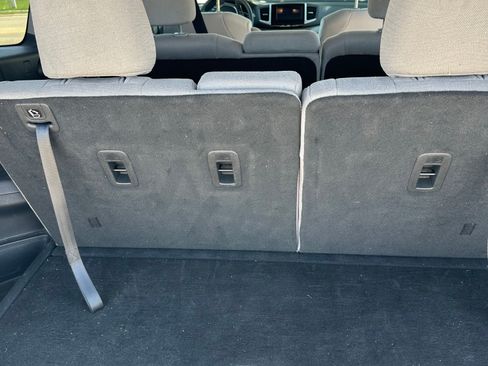 Used 2016 Honda Pilot EX image 11