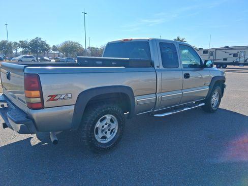 Used 2002 Chevrolet Silverado 1500 LT w/ Off-Road Pkg image 11