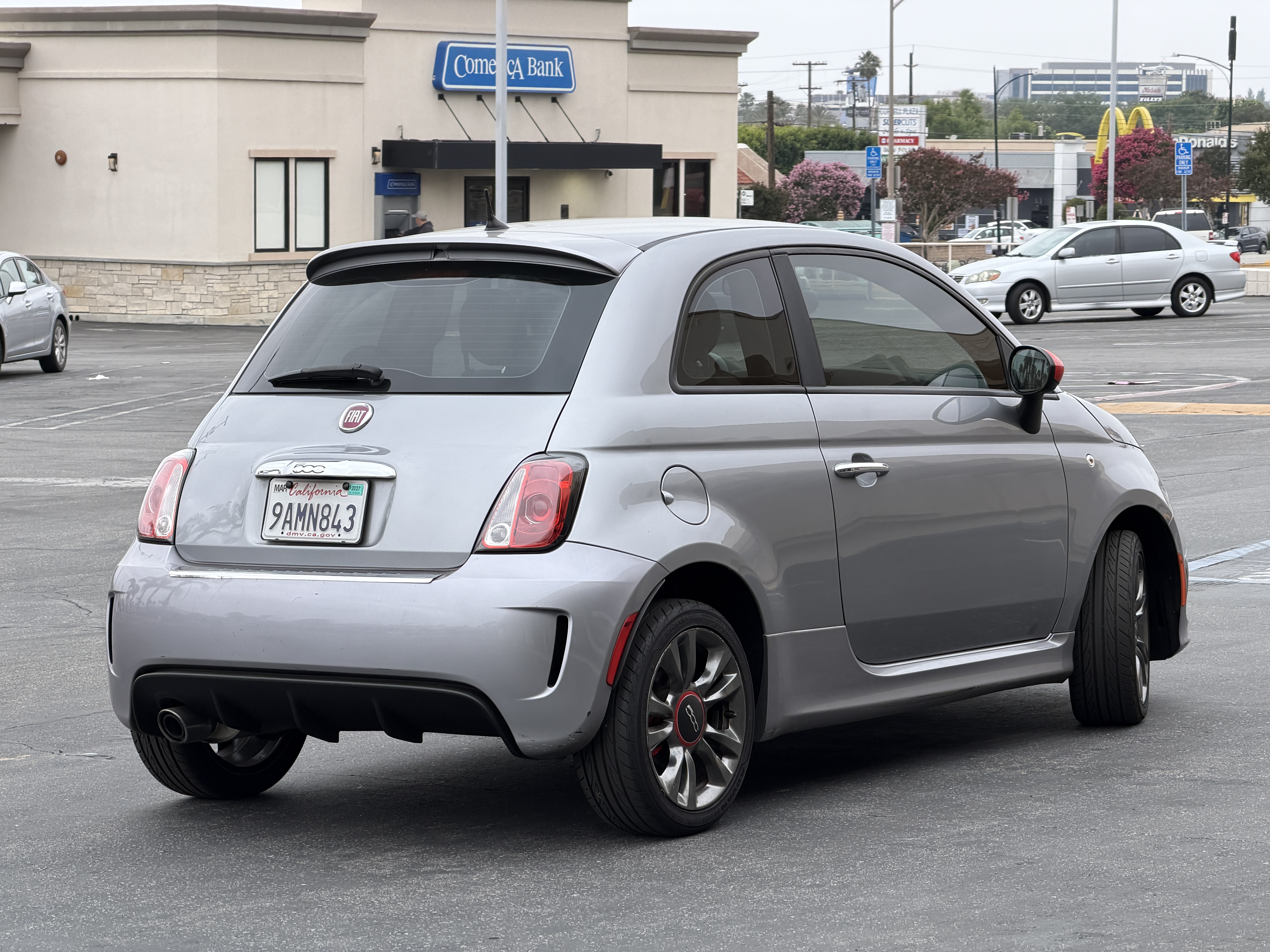 Used 2015 FIAT 500 Turbo FWD image 6