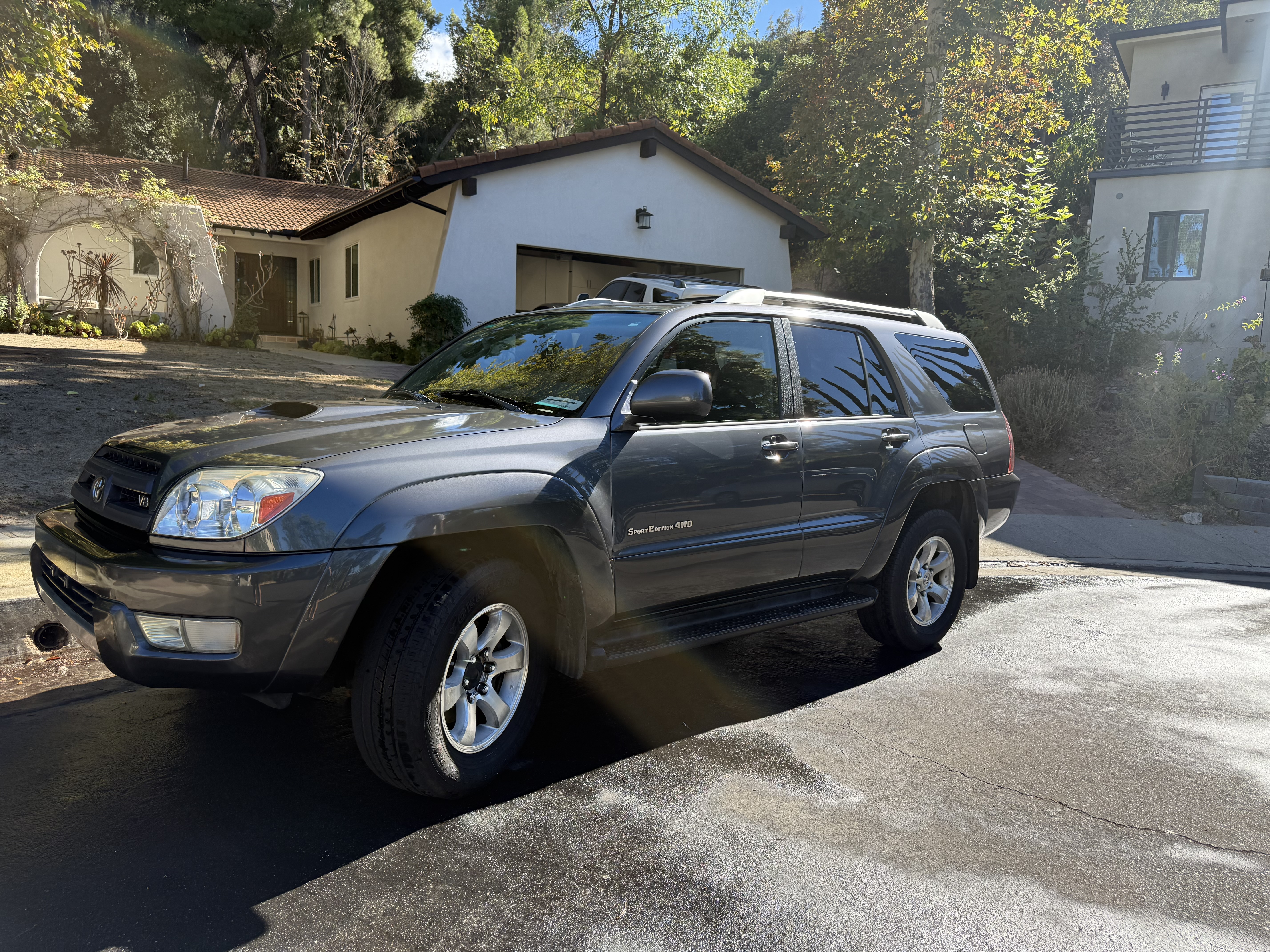 Used 2005 Toyota 4Runner Sport AWD/4WD image 6