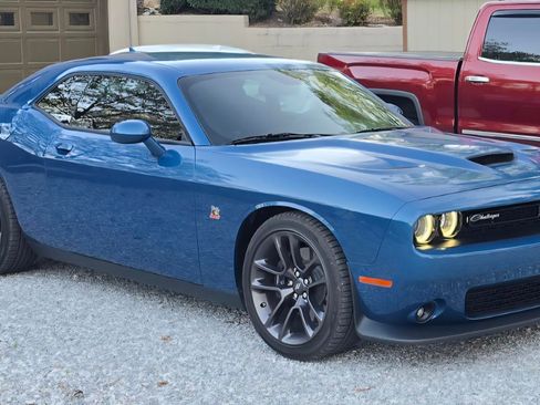 Used 2021 Dodge Challenger R/T Scat Pack image 6
