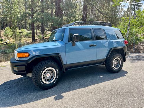 Used 2014 Toyota FJ Cruiser 4WD w/ Trail Teams Ultimate Edition image 9