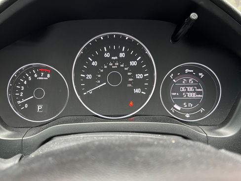 Used 2017 Honda HR-V EX image 1