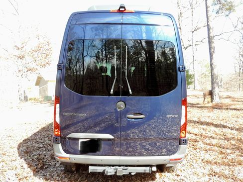 Used 2023 Mercedes-Benz Sprinter 2500 image 19